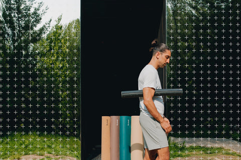 Halfmoon - How to Choose Your Perfect Yoga Mat