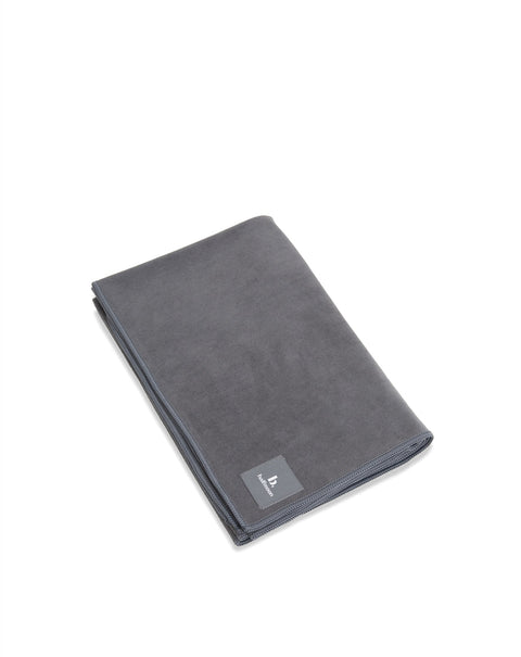 wet-grip-mat-towel-swatch-charcoal-1